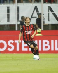 度过40岁生日莫德里奇社媒：年龄只是个数字